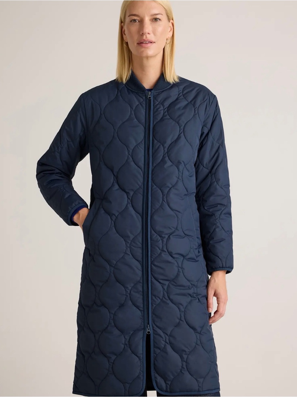 Quince Featherless Quilted Long Puffer in Admiral Size Large 951